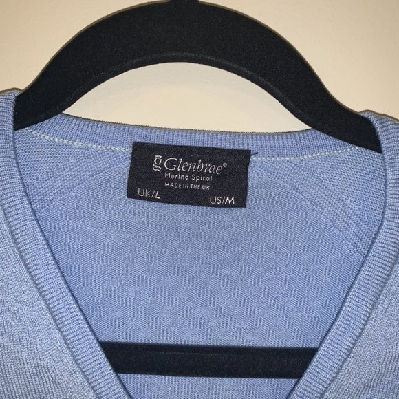 crewneck - Picture 2 of 2